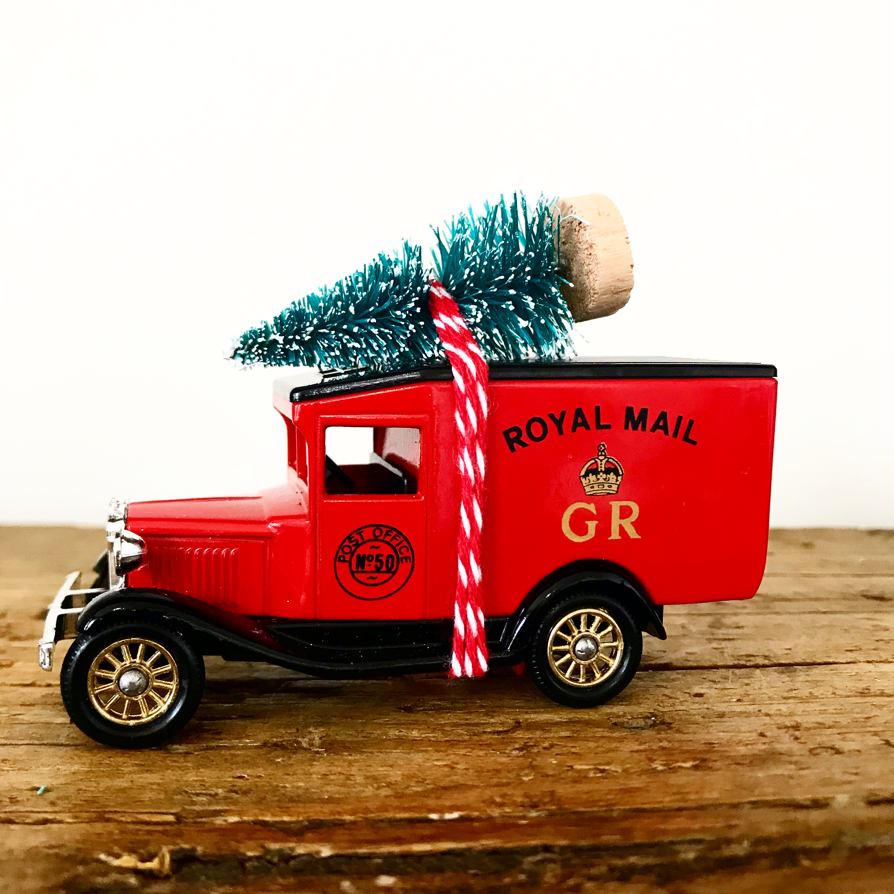 royal mail van toy