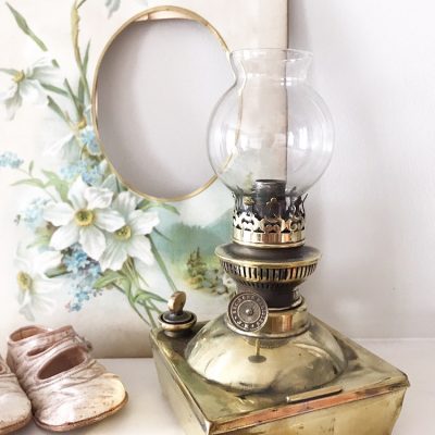 Absolutely stunning vintage French brass oil lamp