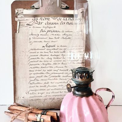 Beautiful rustic pink enamel finger oil lamp